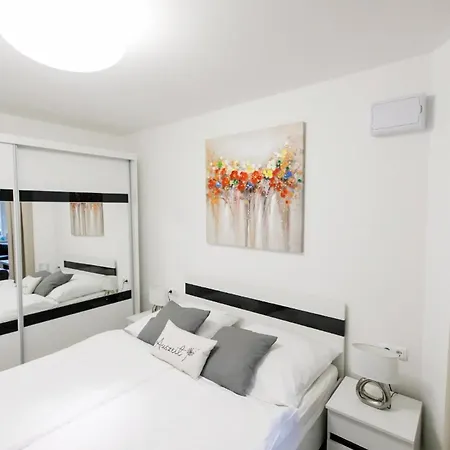 Ferienwohnung 10 - A85449 דאהמה
